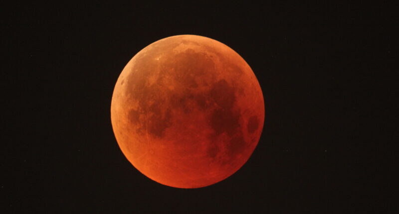 eclipse lunar mayo 2022