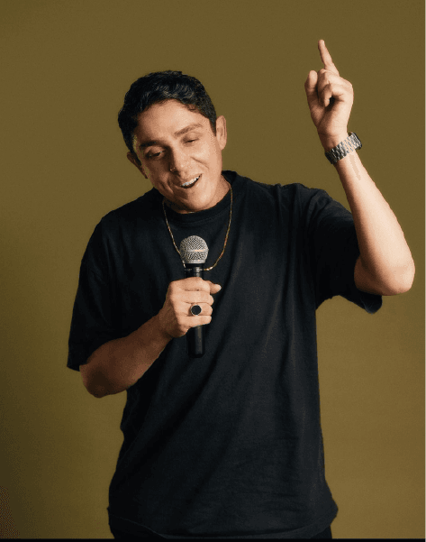 luis torres comediante