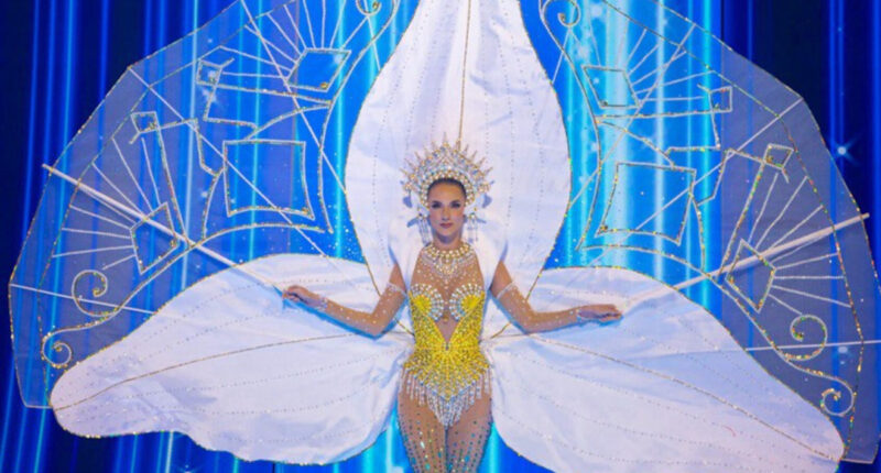 La representante de Guatemala en Miss Universo, Michelle Cohn, ha brillado con un traje inspirado en la Monja Blanca de Guatemala.