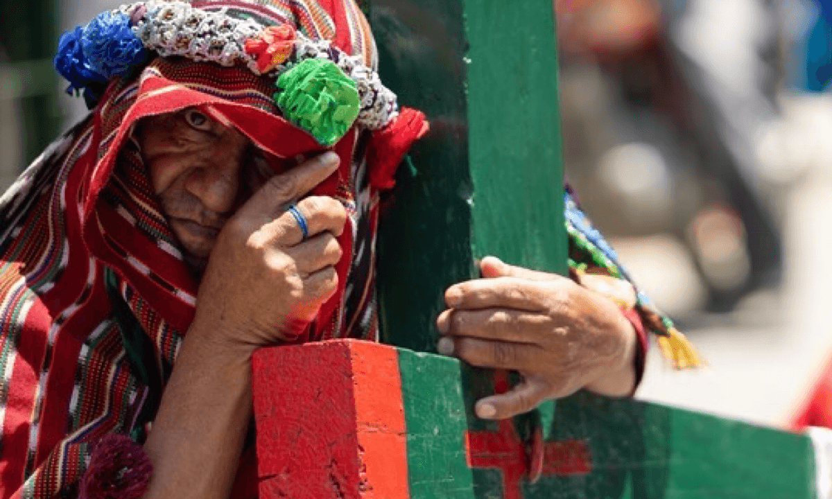 9B332F74 EF78 4DCA BA87 C542B051B30F