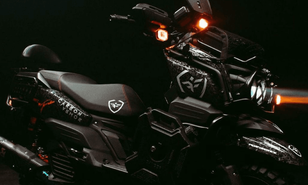 moto farruko carbon armor vcr