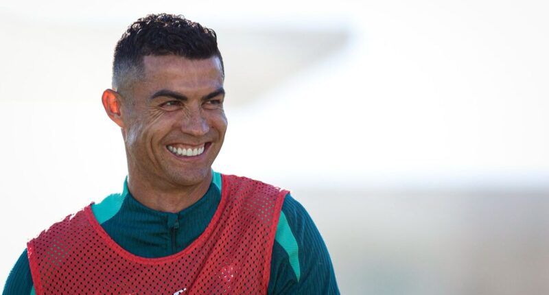 cristiano ronaldo gol 900