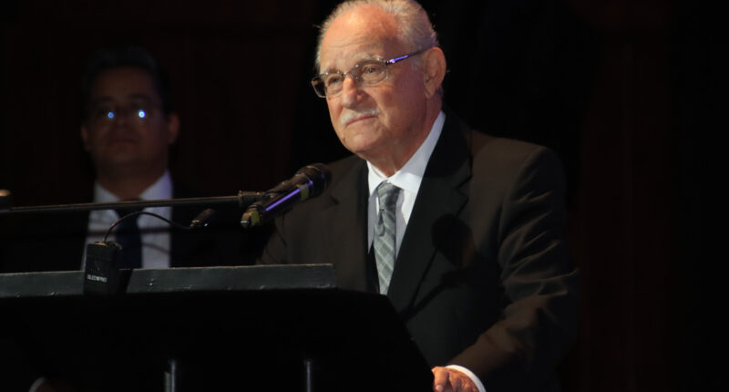 Dr. Ricardo Castillo, presidente de IRTRA