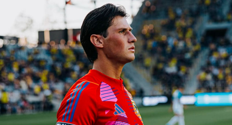 hagen contrato columbus crew 2025