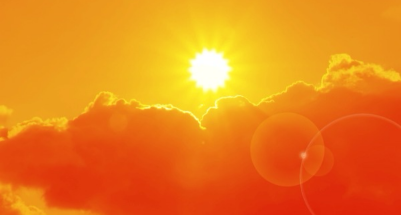 ambiente calido soleado brumoso 2 abril 2025