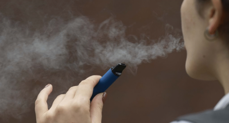 uso vapeadores instalaciones salud guatemala 2025